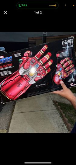 Marvel Legends Series Power Gauntlet Replica (Avengers: Endgame) – Electronic Light & Sound