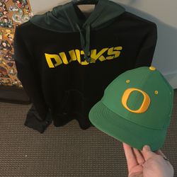 UO Gear (Hoodie + Cap)