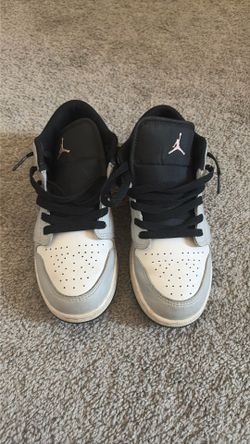 Air Jordan 1 Size 4