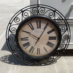 Clock 