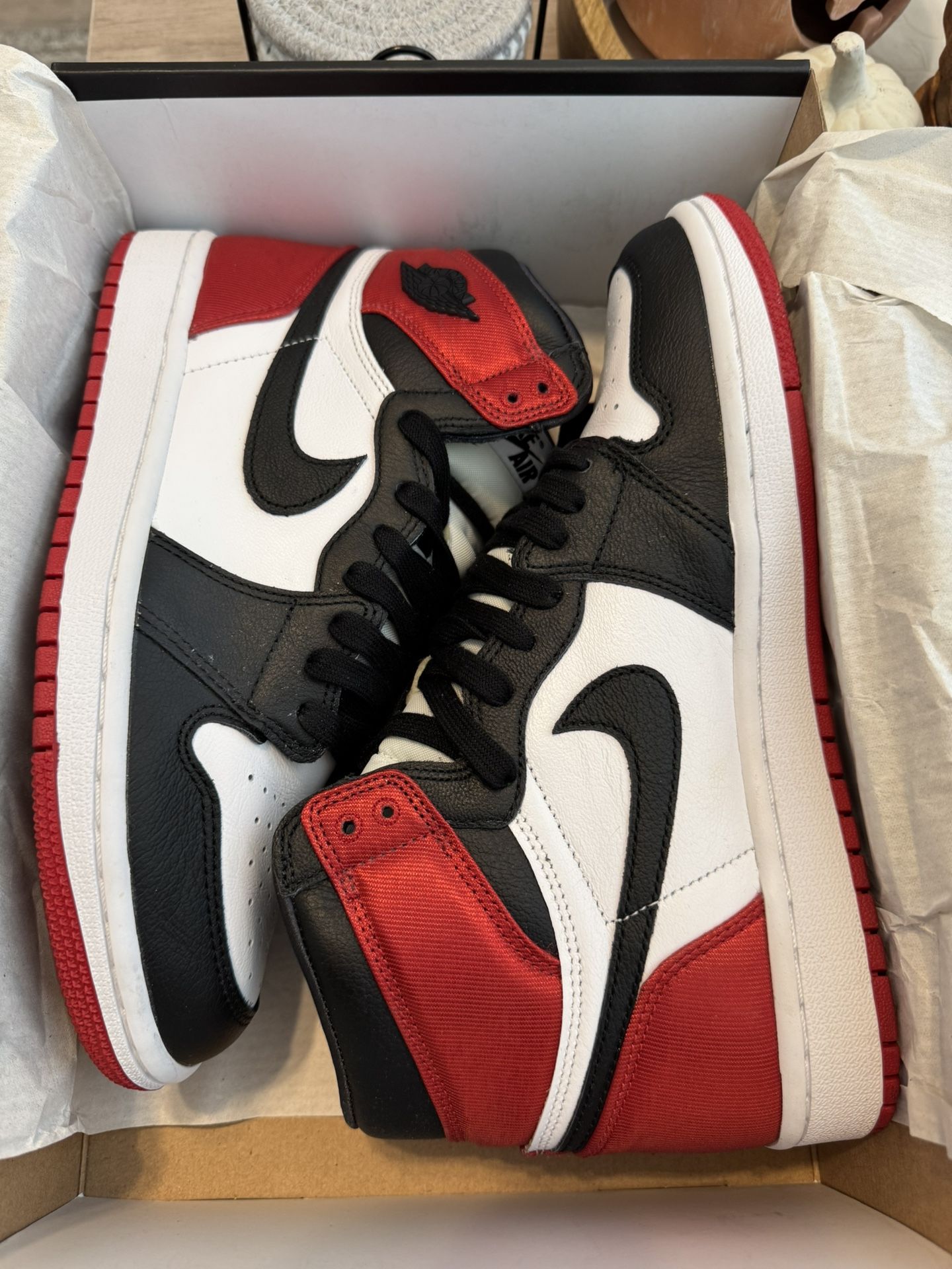 Jordan 1 Satin Black Toe