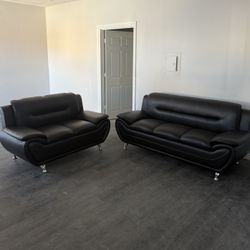 Brand New Sofa and Loveseat / Sofa y Loveseat Nuevos a Estrenar … Fast 🚚