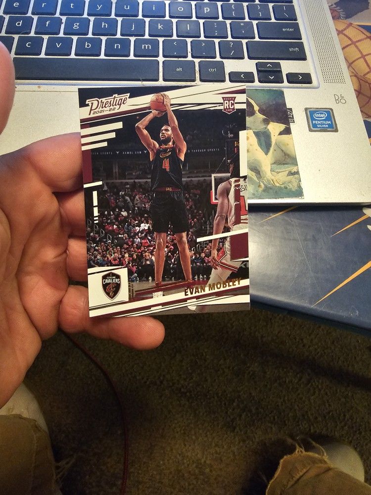 Evan Mobley Basketball Card
