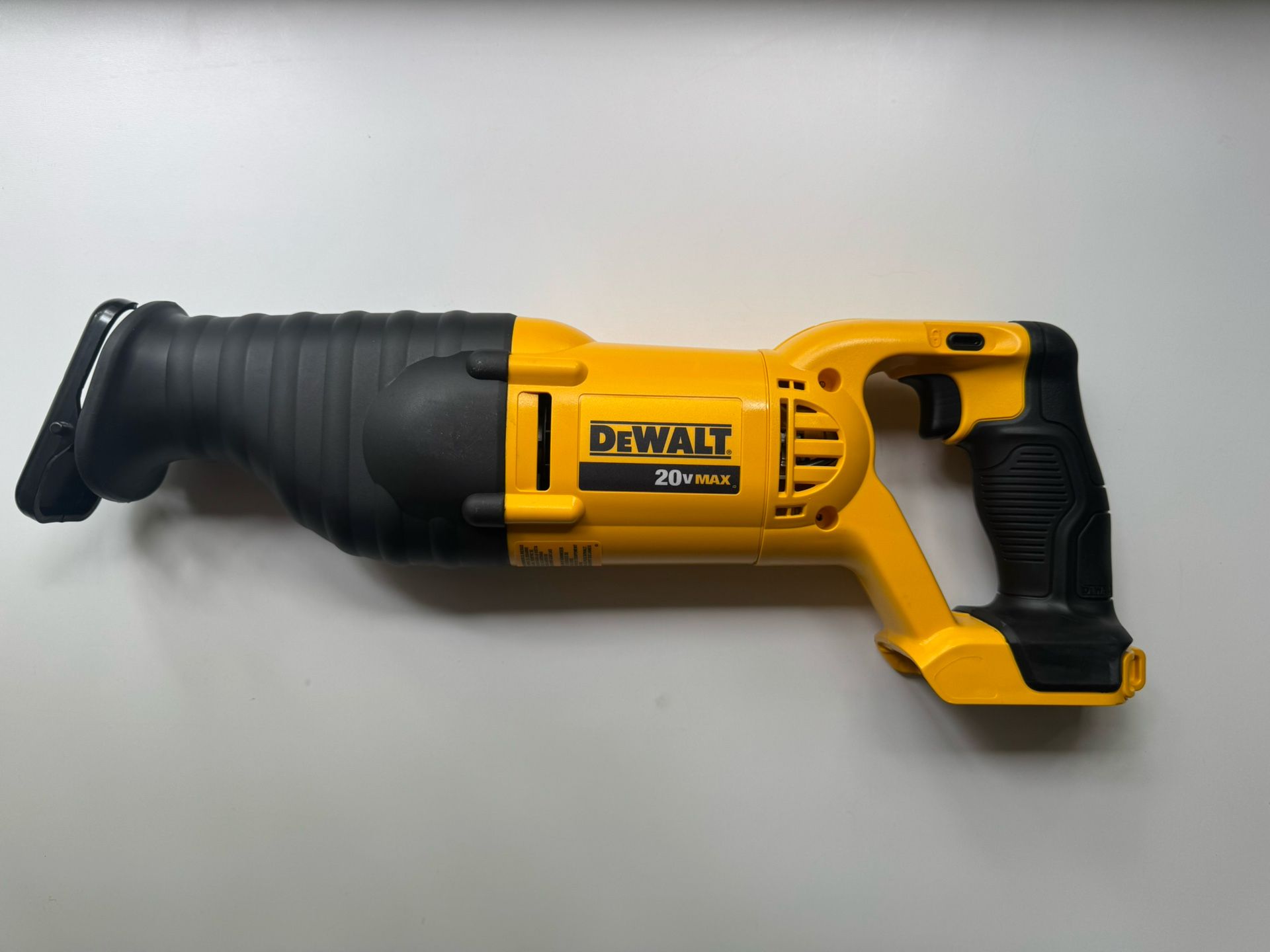 Dewalt 20volt max sawzall