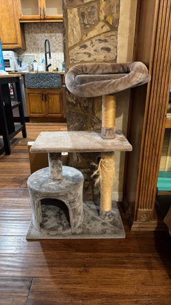 Cat tree