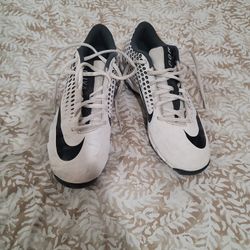 Nike Vapor Woman's 7.5 Softball Soccer Cleats