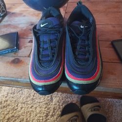 Joker Air Maxs