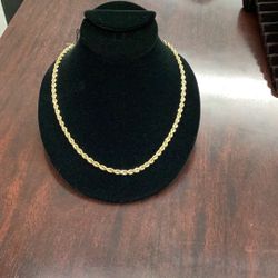 Gold Necklaces 