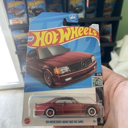 hotwheels SUPER TREASURE HUNT ‘89 mercedes-benz 560 sec AMG