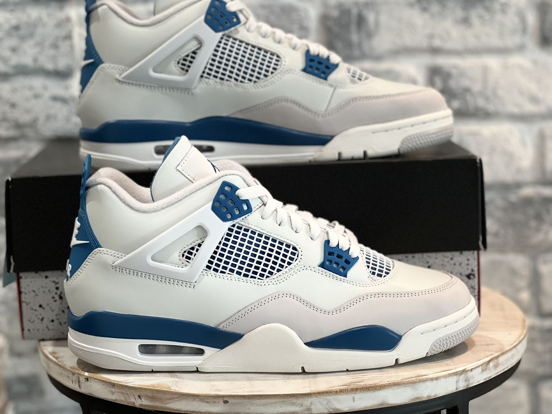 Jordan 4 Military Blue FV5029 142 Size 11.5