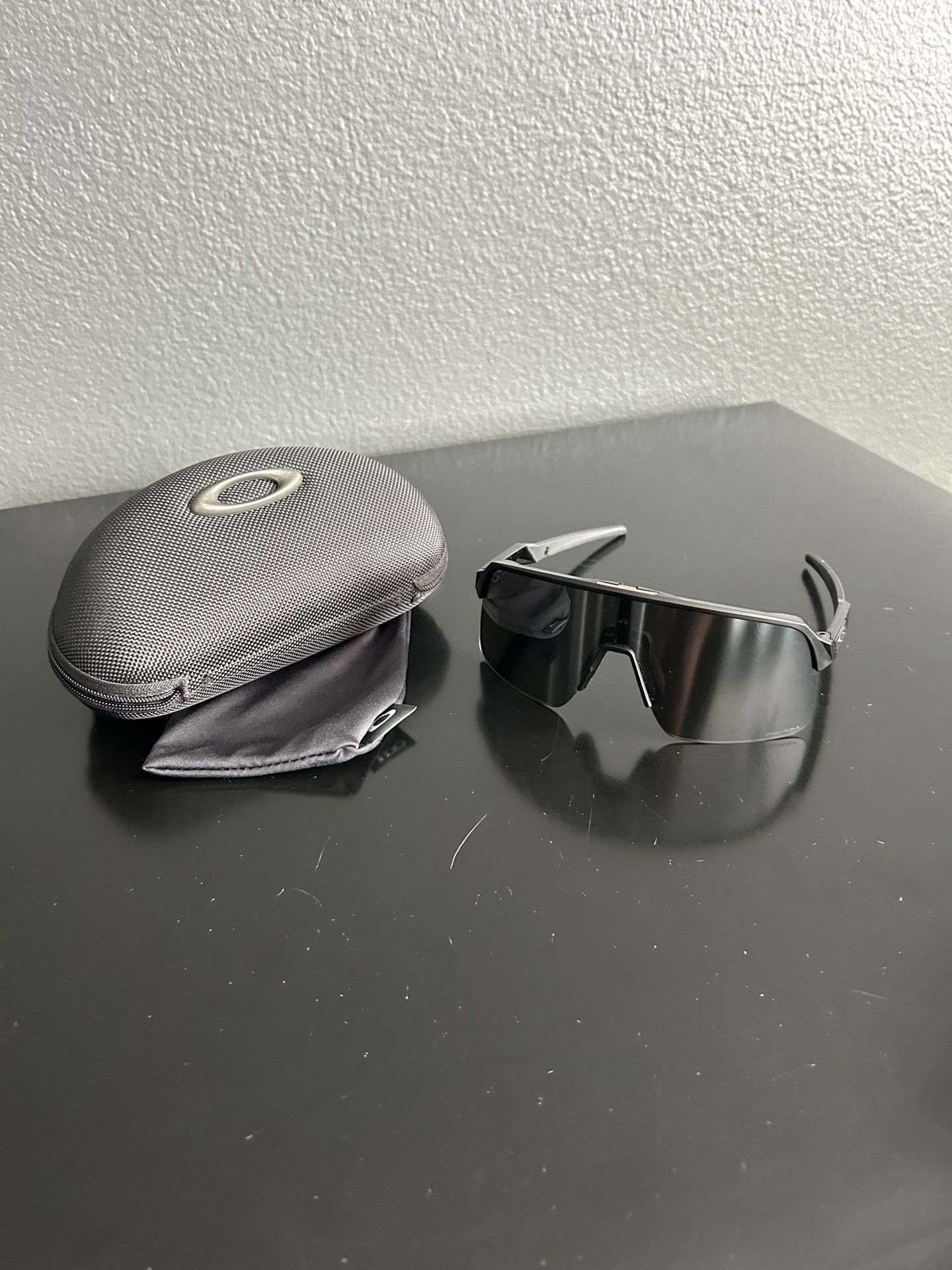 Oakley Sutro Lites