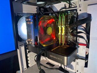 pc with NO GRAPHICS CARD
