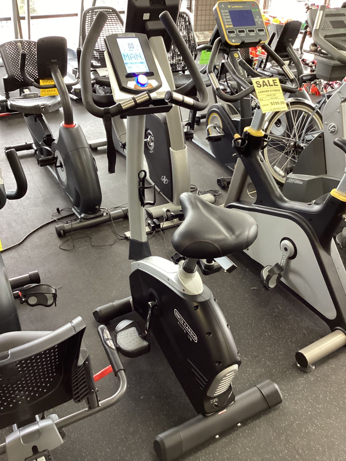 3G Cardio Elite UB Compact High End Upright Exercise Bike With Warranty