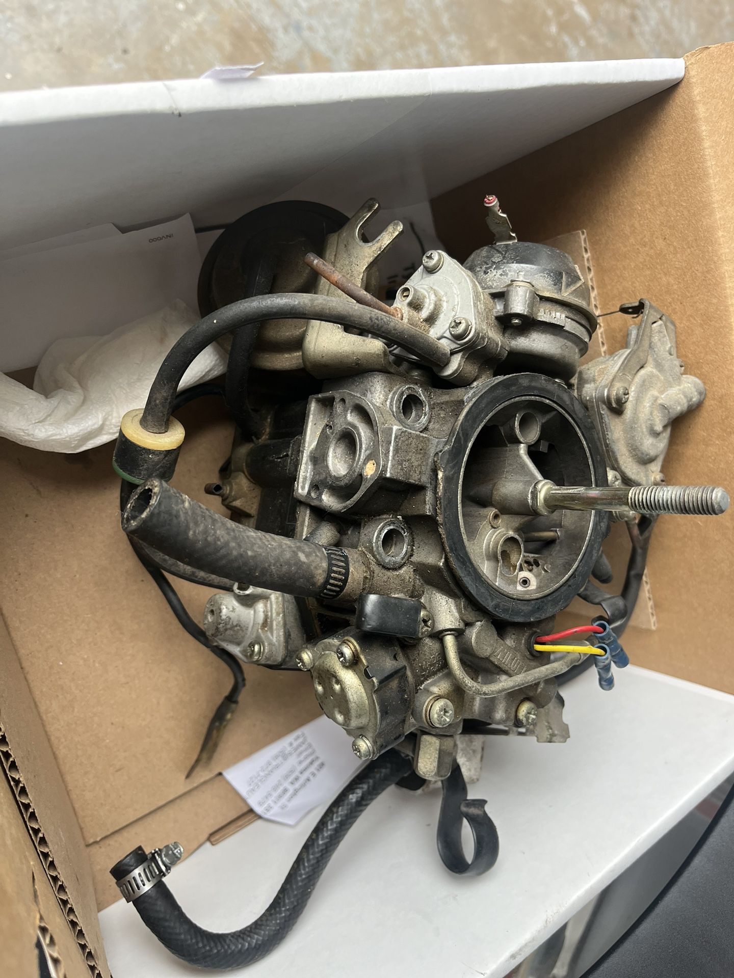 carburetor  and fuel pump 