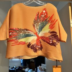 2 Stretch cute tops New Size M- L.