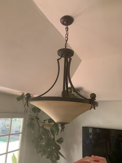 Hanging light fixture