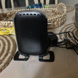 NEW Netgear CM400 High Speed Cable Modem DOCSIS 3.0 340 mbps-NEW