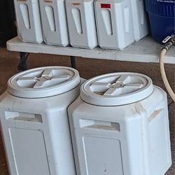Vittles Vault Storage Containers - air tight