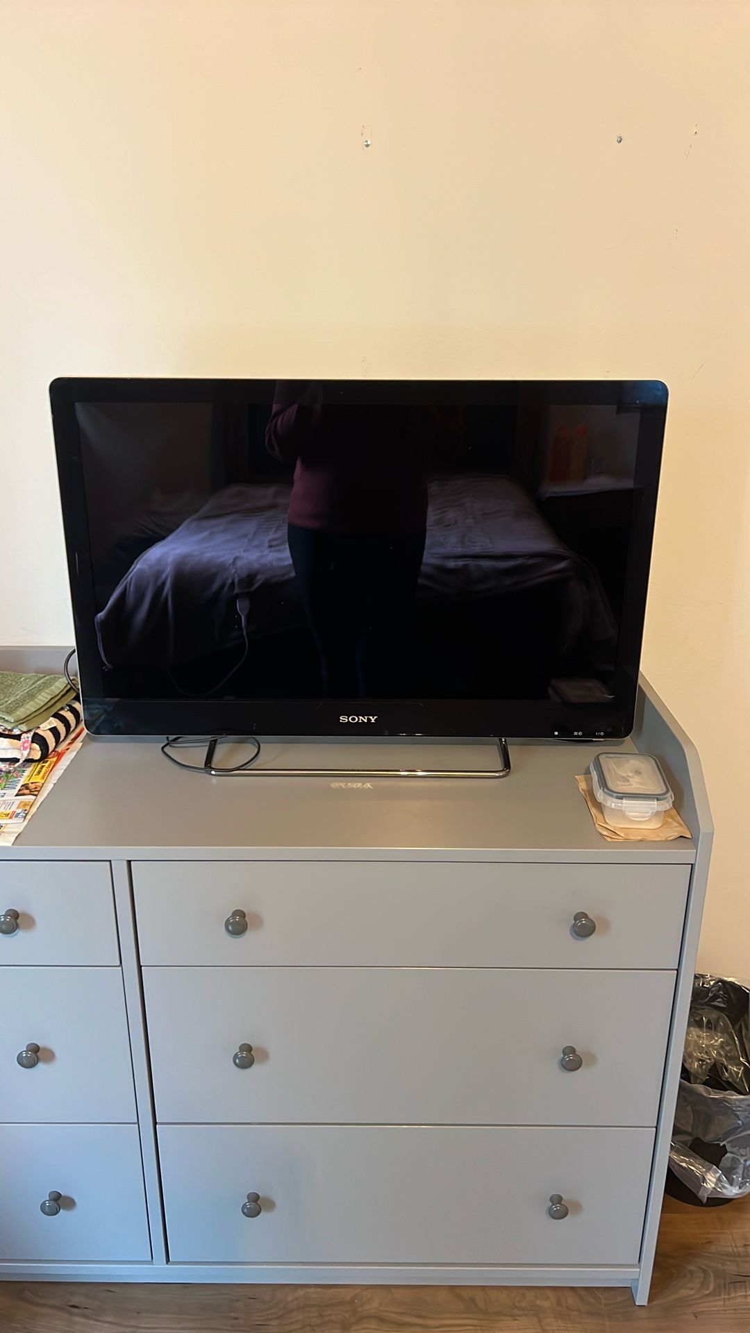 32 Inch Smart Sony TV With Remote