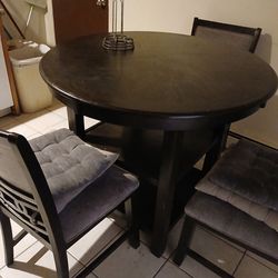 Table And Chairs Set