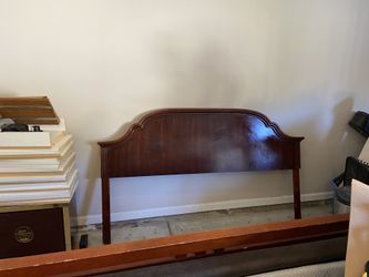 Queen Headboards $25