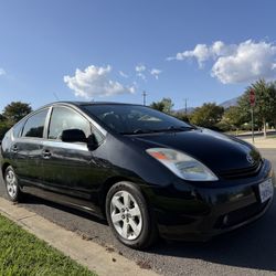 2005 Toyota Prius Hybrid Clean Title $2900 OBO