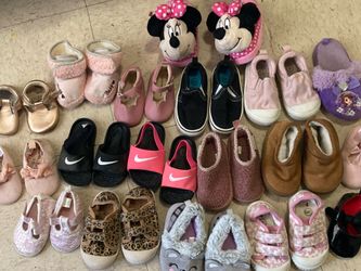 ❗️❗️Baby Girl shoes $4Each
