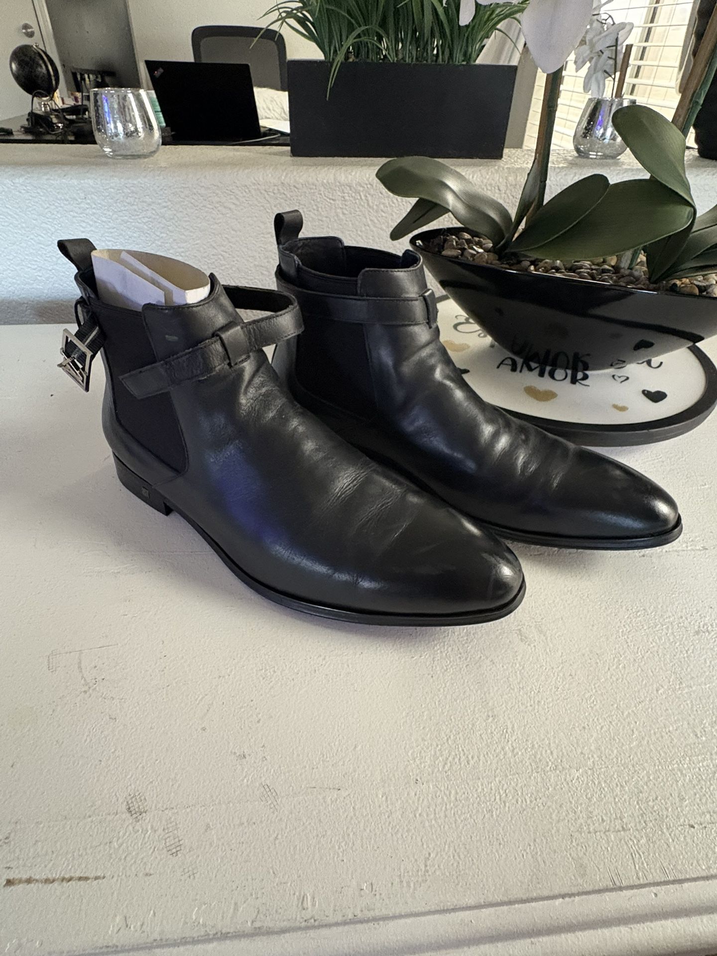 Black Boots