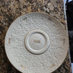 Lenox The Seder Plate Hebrew Judaism Creme With Gold Plate And Stand
