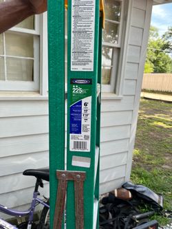 6 foot ladder gently used