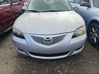 2005 Mazda 3 parts only no the car