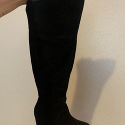 Black Knee High Boots Size 7.5