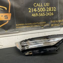 ACURA MDX 2022-2024 RH HEADLIGHT OEM