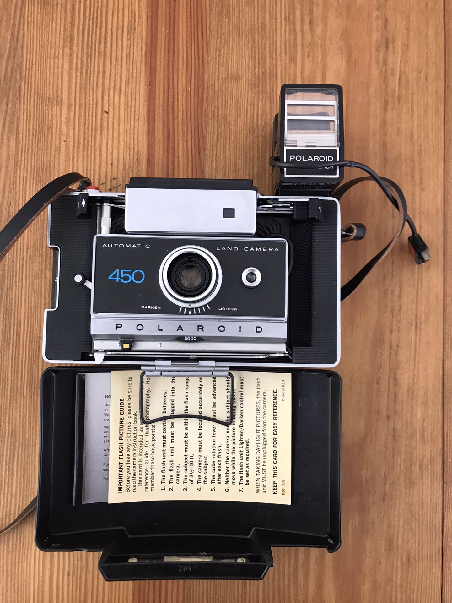 Vintage Polaroid 450 Camera