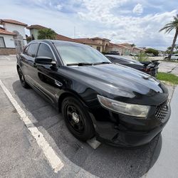 2014 Ford Taurus
