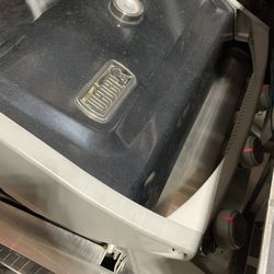 Black Silver and Red Weber II Spirit e-310 bbq grill Asador 3 burners