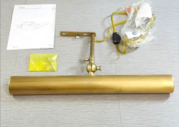 Chapman Collection Visual Comfort & Co. Frame Maker’s 18” Picture Light