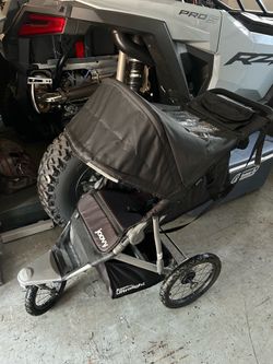 Joovy Zoom 360 Ultralight Jogging Stroller – Excellent Condition