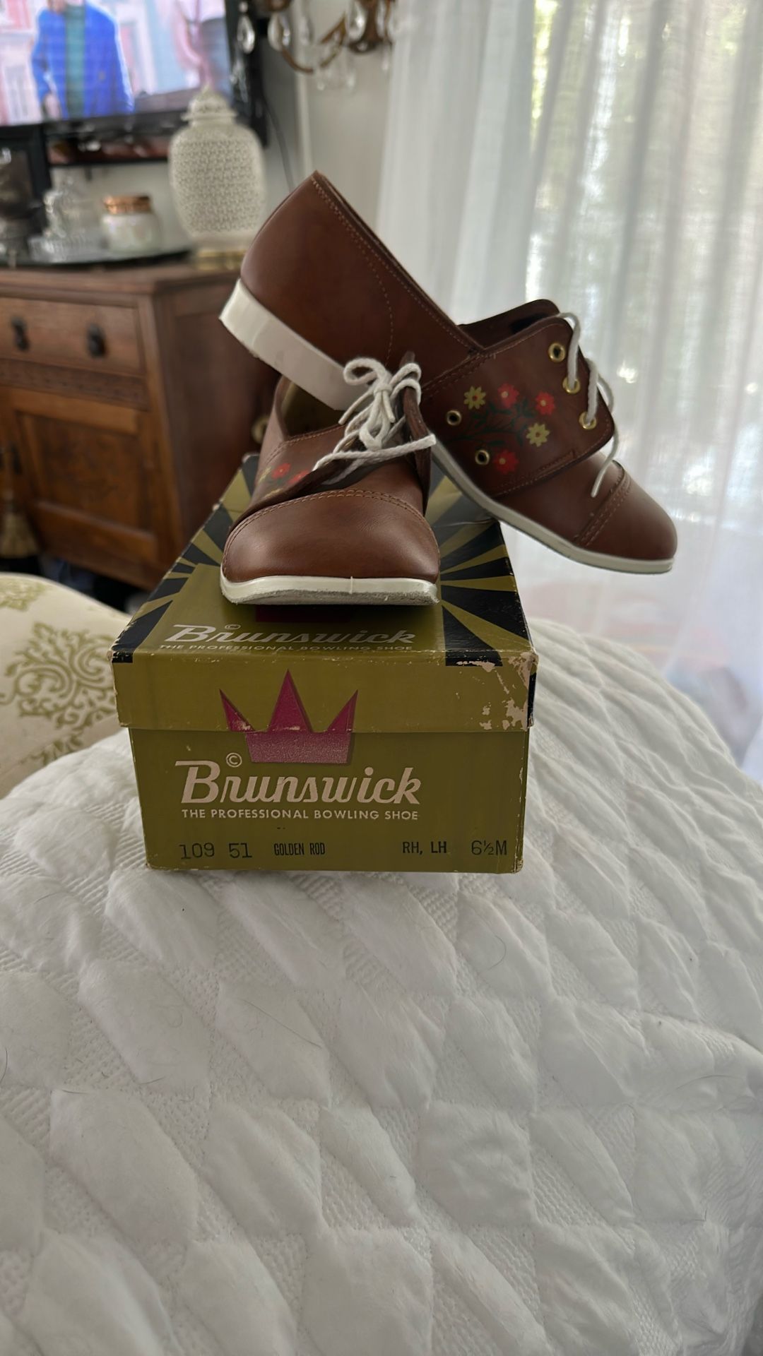 Brunswick Bowling Shoe 6.5 Ladies