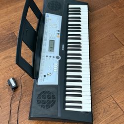 Yamaha Keyboard 