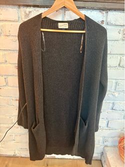Women’s Sweater Universal Threads
