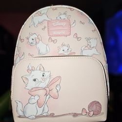 Brand New! Loungefly Disney Aristocats Marie Mini Backpack 💗 