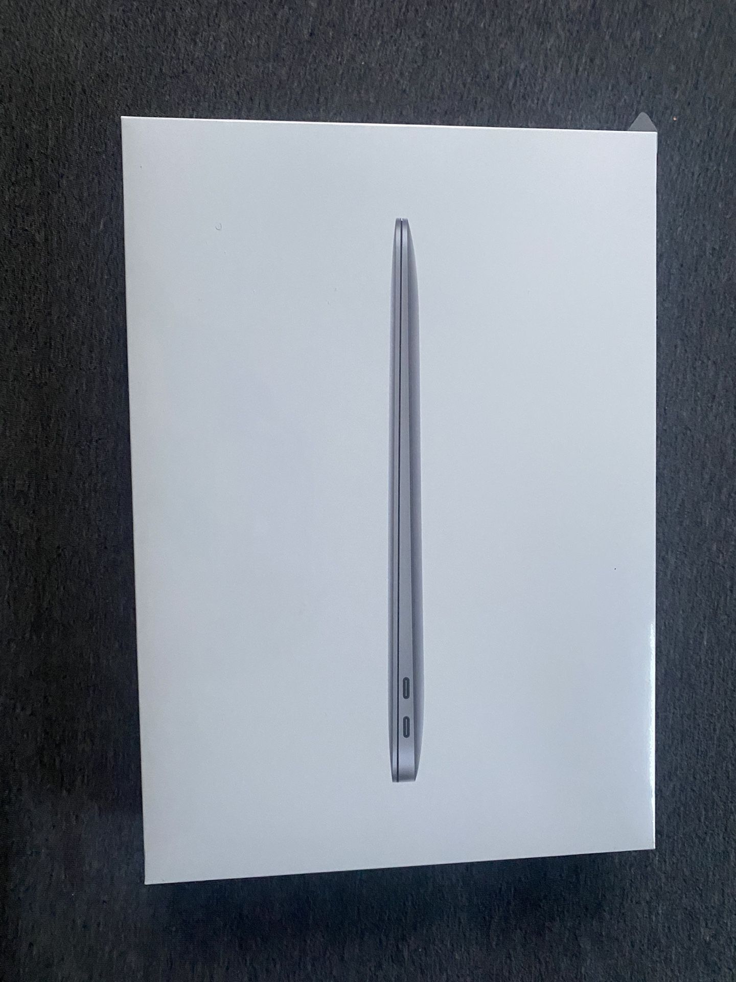 New Apple MacBook Air 13" - Intel Core i3 - 8GB Memory - 256GB SSD - Space Gray