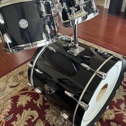 Gretsch Renown Birch / Maple Drums drumset