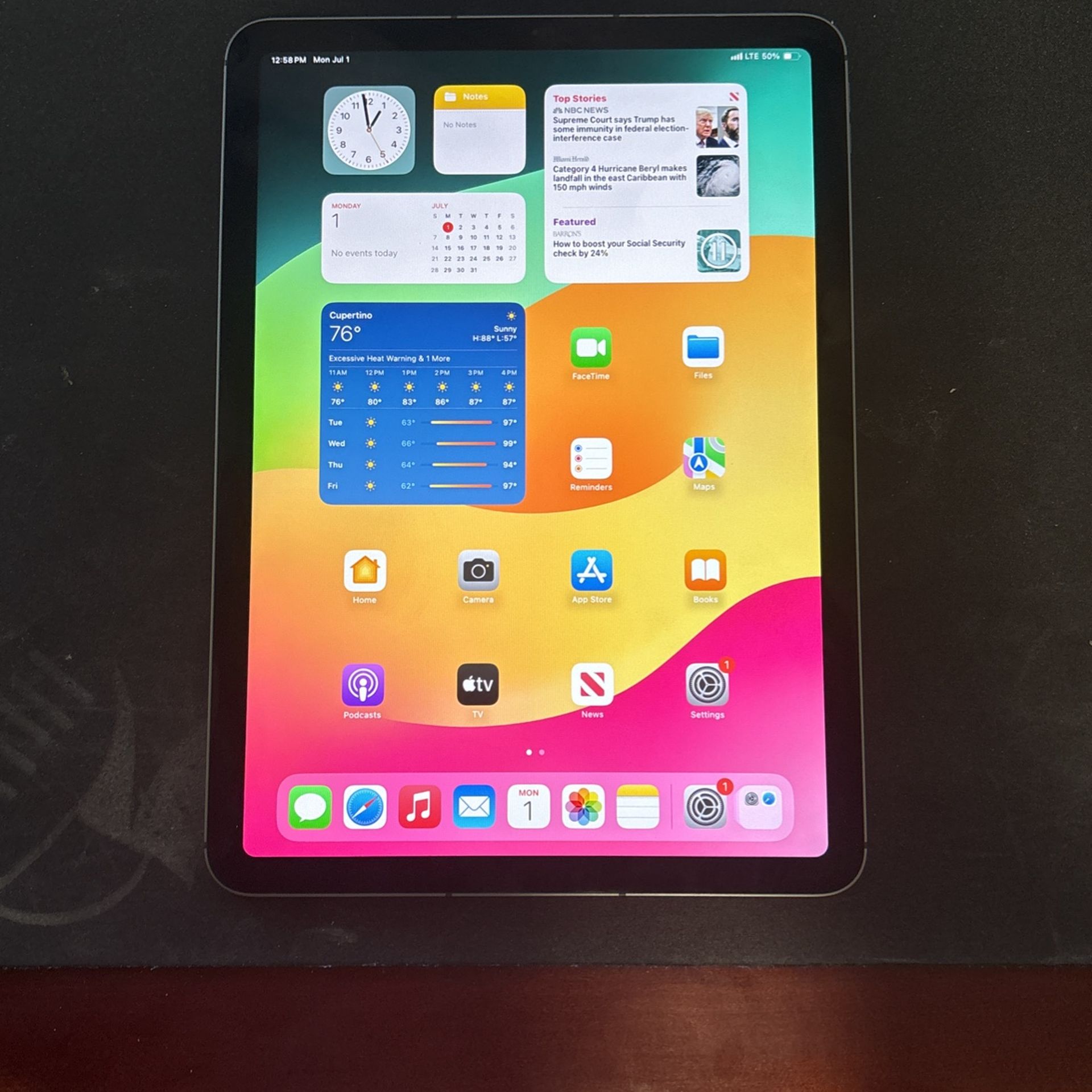 iPad Air 4th Generation 10.9” Black WiFi & DATA 64gb for Sale in Eagle Pass, TX OfferUp