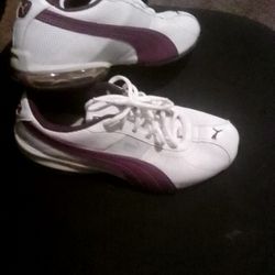White&Purple Pumas