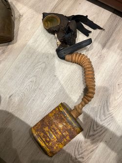World War I US gas mask as is