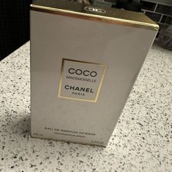 Chanel Coco Mademoiselle Perfume