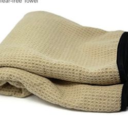Premium microfiber car drying towels, $1.50ea, $90.00 for case of 60. Going out of Amazon business sale.￼