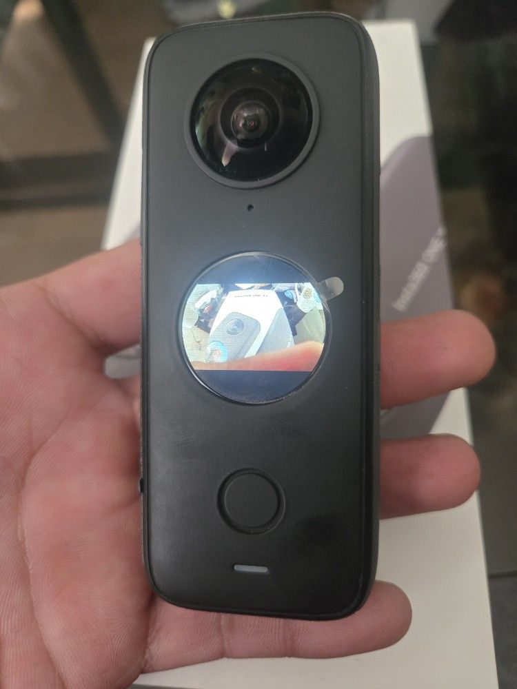 360 camera ONE X2